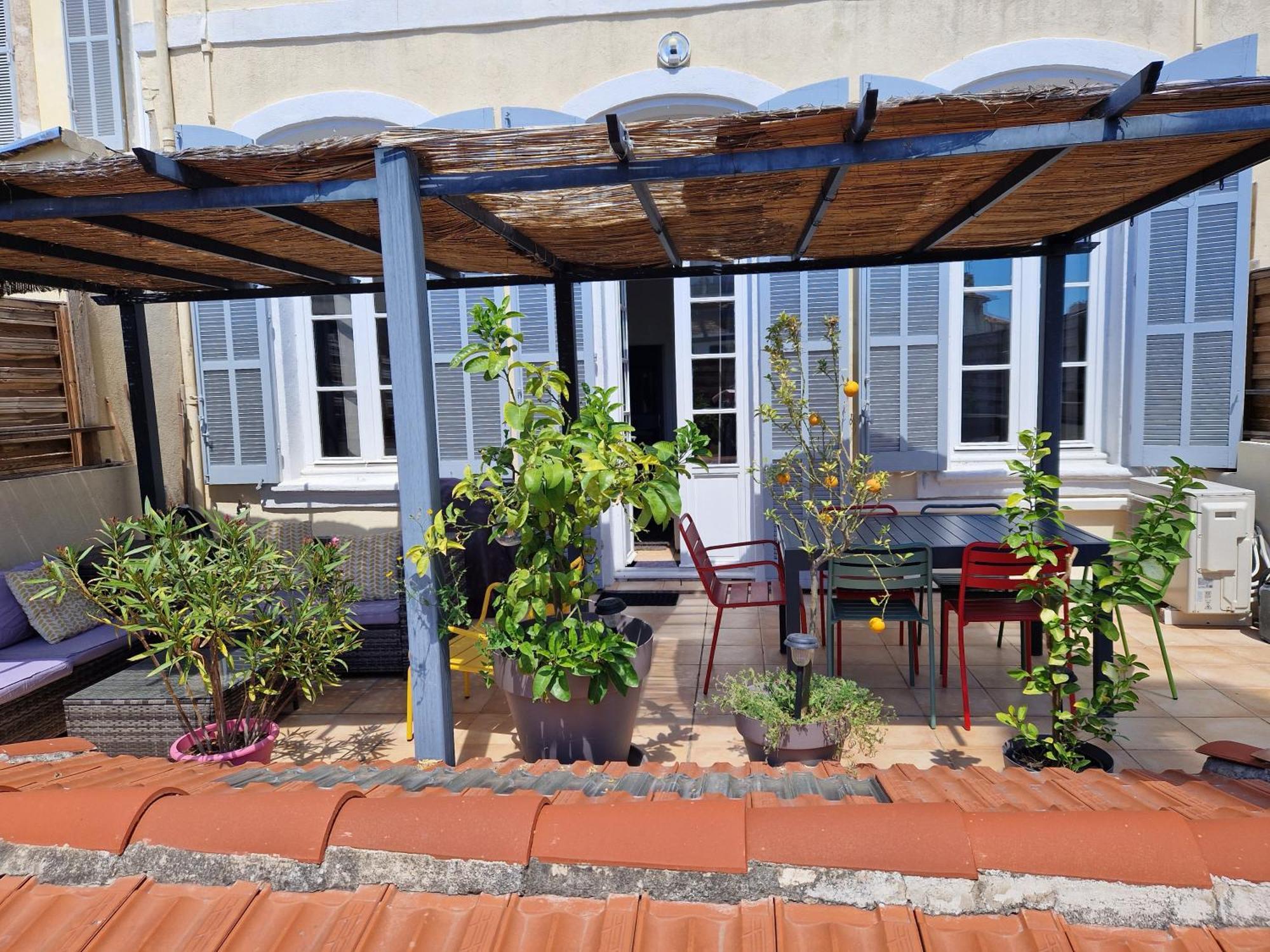 Superbe 2 Pieces Avec Grande Terrasse, Classe *** Apartment *